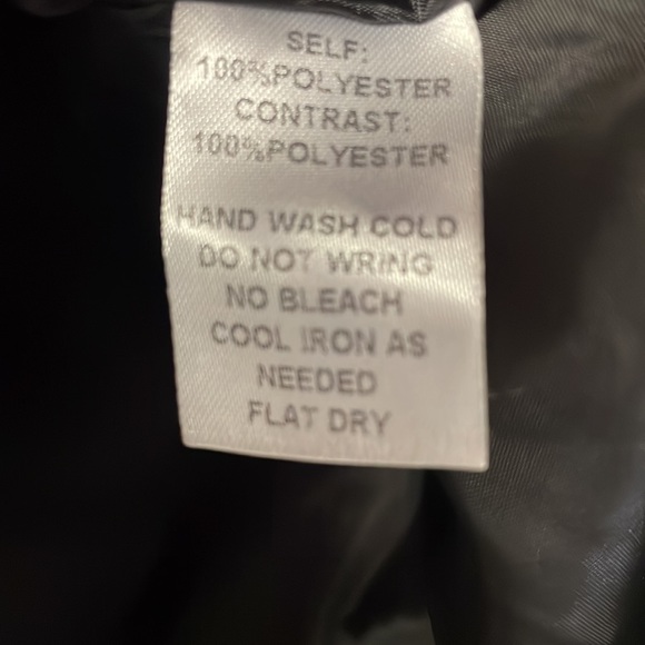 Yahada Animal Print Vest - Picture 3 of 6